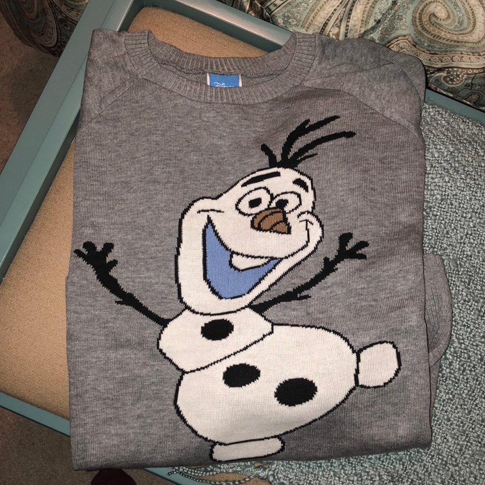 Long sleeve sweater